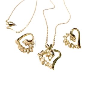 💞💗 Vintage Gold Base Rhinestones Half Journey Heart Pendant & Earring Set